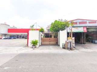 Rumah Luas 2 Carport 10 Menit ke Gerbang Tol Kebon Jeruk SHM J-27541