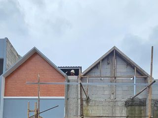 Jual murah rumah minimalis 2 lantai lokasi dekat Stasiun Cakung