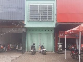 Dijual Ruko 2,5 Lantai Lahan Parkir Luas di Pamulang