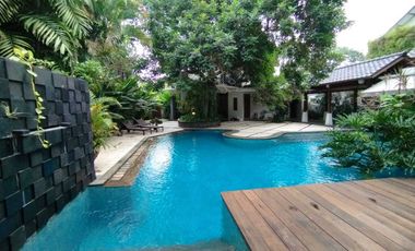 RUMAH MEWAH PRIVATE POOL DI CIPETE AREA JAKARTA SELATAN