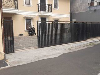 Jual Kost Exclusive di Kebayoran Baru Jakarta Selatan