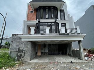 RUMAH BARU AMERICAN CLASSIC HOOK CLUSTER BALIMAN GREEN ANDARA