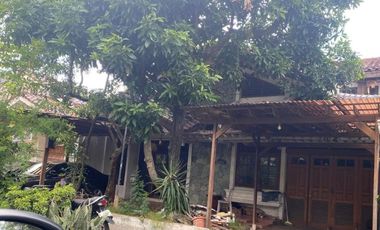rumah lama hitung tanah di lebak bulus