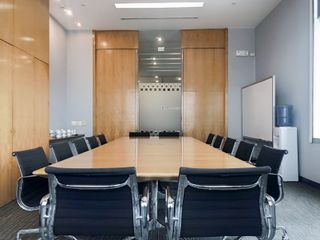 All-inclusive access to professional office space for 4 employees in Regus Enterprise Makati