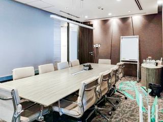 Fully serviced office space for you and your team in Regus Net Lima Global City