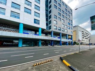 Professional office space in Regus One E-com Pasay on fully flexible terms