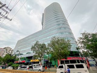 All-inclusive access to professional office space for 2 employees in Regus Times Plaza