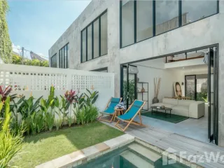 Modern Loft-Style Villa in Umalas