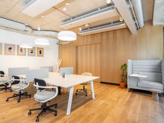 Work, connect and collaborate from your own desk in Spaces Century Diamond Tower