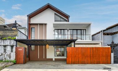 Villa Eksklusif Modern Minimalis Dijual, di Muding, Kerobokan Area