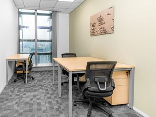 Fully serviced private office space for you and your team in Signature The Galleon