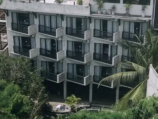 30 Bedroom Hotel for sale in Batu Bolong, Bali