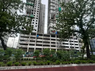 Retail Space for sale along quezon Avenue Suntrust Amadea