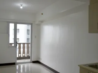 🌿 FOR SALE: Studio Unit at Pine Crest by Vista Land 🌿