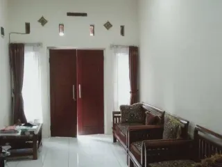 Dijual Rumah Bagus 2 Lantai Dekat Ke Terminal Riung Bandung