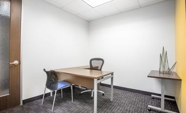Find office space in Regus Central Bay Plaza for 2 employees with everything taken care of