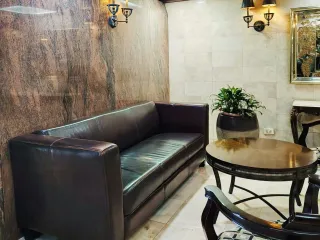 Furnished 2Bedrms WACK WACK Apartments near SHANGRI-LA EDSA