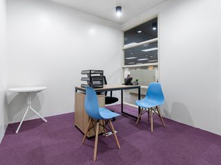 Private office space for 2 employees in HQ Galleria Corporate Center