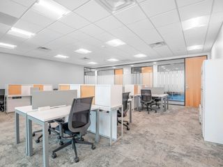 Work more productively in a shared office space in Regus Ayala Malls 30th