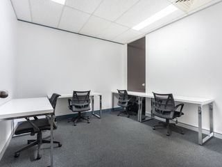 Find office space in Regus Ayala Malls 30th for 5 employees with everything taken care of