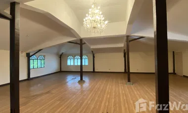 Rare main road house in Alabang Hills For Sale