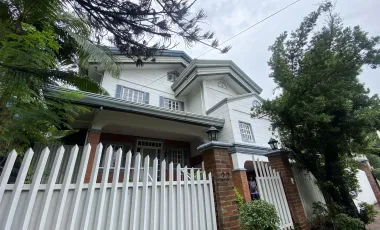 7BR American Style Home in Alabang Hills Village For Sale