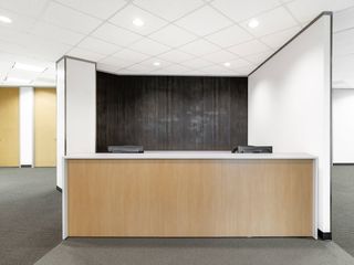 Ruang kerja, layanan, dan dukungan untuk membantu Anda bekerja lebih baik di Regus The Capital