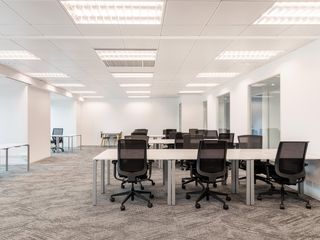 All-inclusive access to professional office space for 5 employees in Signature Alveo Park Triangle Tower