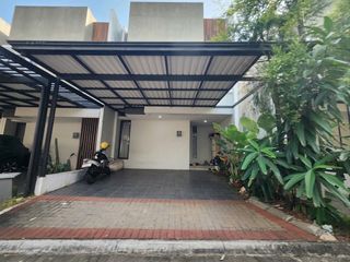 DISEWAKAN RUMAH U VILLE BINTARO – 3 KT + 3 KM, SEMI FURNISHED, DEKAT UPJ!
