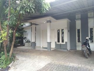 RUMAH DISEWAKAN DI PERUMAHAN ERFINA KENCANA REGENCY CIBINONG PAKAN SARI