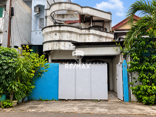 DIJUAL CEPAT RUMAH TUA HITUNG TANAH DI KEAGUNGAN TAMAN SARI JAKARTA BARAT DEKAT KE MRT FASE 2A