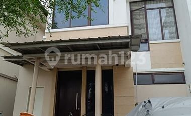 Rumah The Eminent Cluster Ilustria Siap Huni
