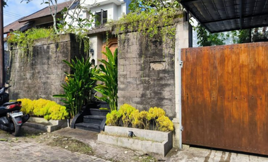 BALINESE MODERN STYLE VILLA IN MUMBUL NUSA DUA BADUNG