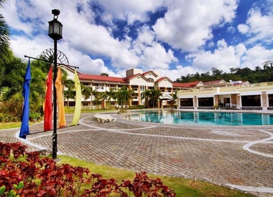 Subic Holiday Villas Condo for Sale | Lamudi.com.ph