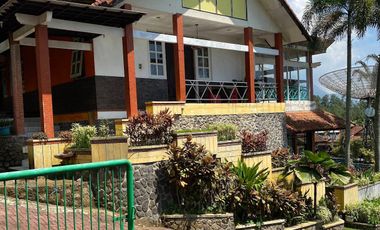 2054. Dijual Hotel dan Cottage Trawas Prigen Pasuruan