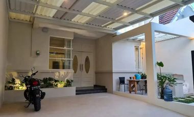 Dijual Rumah Full Renovasi Granit Bronggalan, Surabaya Utara