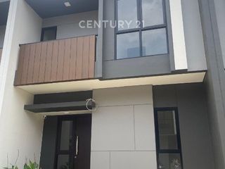 Disewakan Segera Unit  Di Summarecon Crown Gading Bekasi