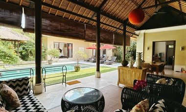 For Sale Balinese Style Villa Near Beach - Pererenan