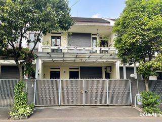 DIJUAL RUMAH 2 Lt  Di Batununggal Indah Bandung