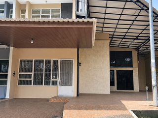 RUMAH CANTIK HOEK SIAP HUNI  DI RESIDENCE ONE
