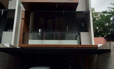 Brand New unit Townhouse Cipete Selatan