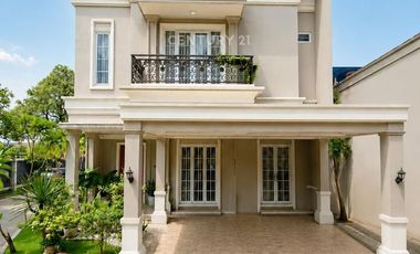 DIJUAL RUMAH MEWAH 2 LANTAI POSISI HOOK DI JAGAKARSA