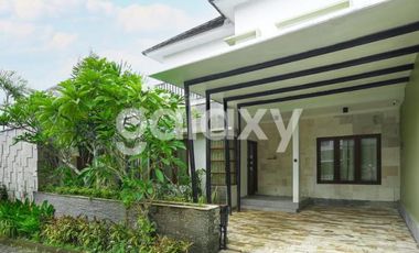 VILLA CANTIK TROPICAL STYLE DI TAMAN GRIYA JIMBARAN, BALI
