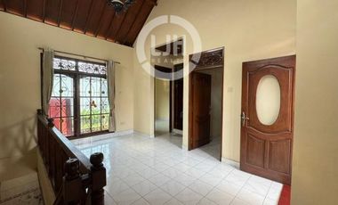 House In Residential Area, Tukad Balian, Renon, Denpasar, Close to Plaza Renon Mall, Renon Park and Sanur