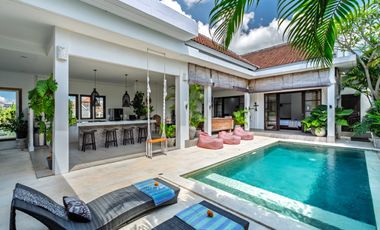 For Lease : Tropical Villa with Balinese Character in Mertanadi