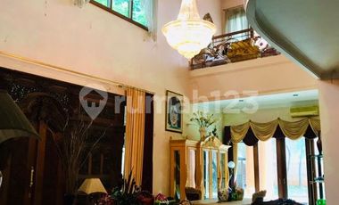 Rumah Permata Hijau Senayan