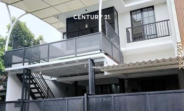 Dijual Rumah Minimalis Siap Huni  Dalam Komplek BSD