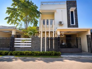 Rumah Mewah di Pusat Kota Brebes