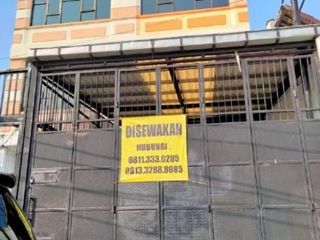Ruko Kapas Krampung, Strategis