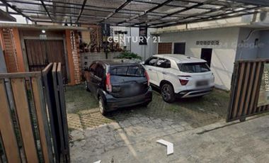 Dijual Rumah Siap Huni Ada Kolam Renang Di Bintaro